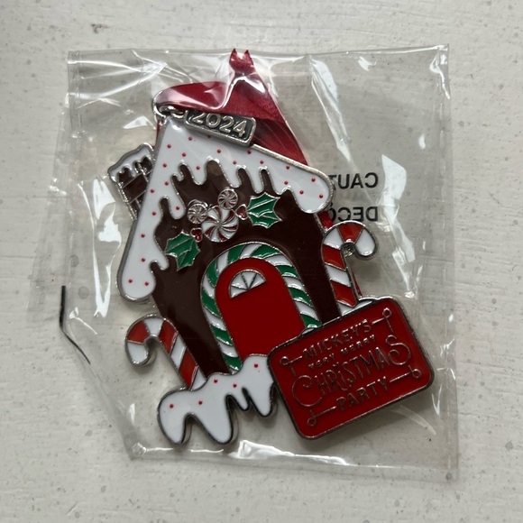 Mickeys Very Merry Christmas Party Ornament 2024 - Picture 2 of 3
